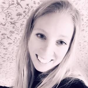 Meet your Posher, Chloe